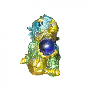 Dragón Bebé Verde Con Esfera